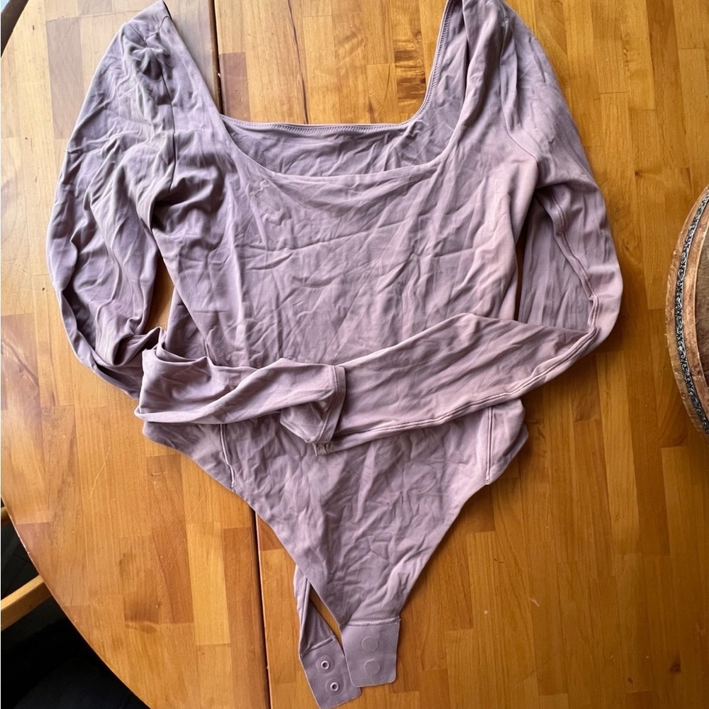 Lululemon Long Sleeve Bodysuit Size M